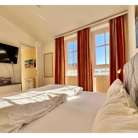 Apartment Im 3 Og Mit Balkon In